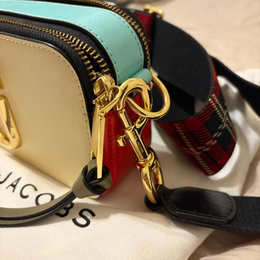 Marc Jacobs Cream and Turquoise Snapshot Camera Crossbody Bag - Picture 5 of 7